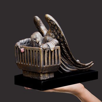 the-womb-miniature